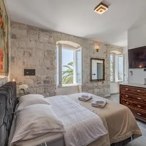 Grand Promenade - Tale Of The Sea Apartment